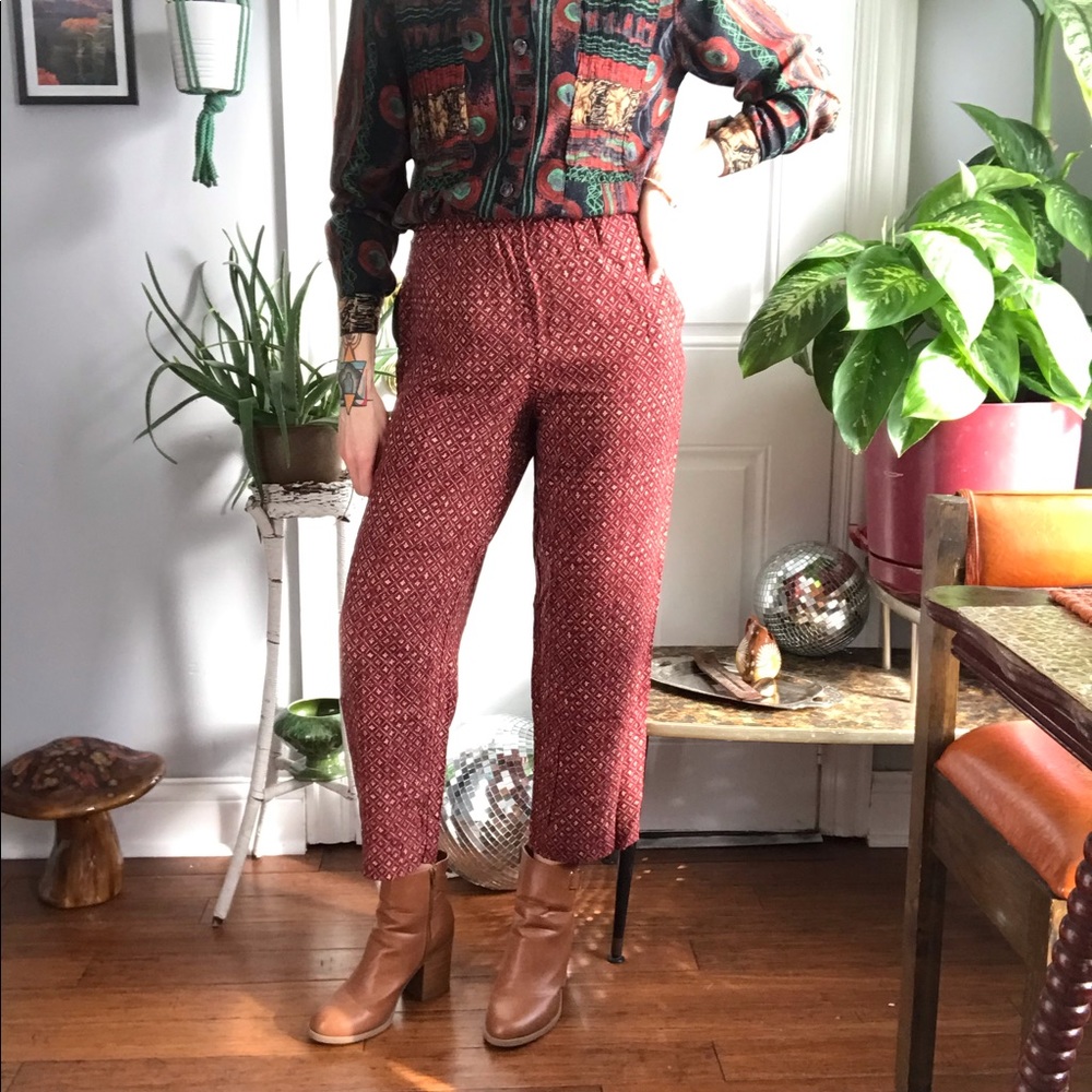 SOLD! patterned pant - Picture 4 of 5